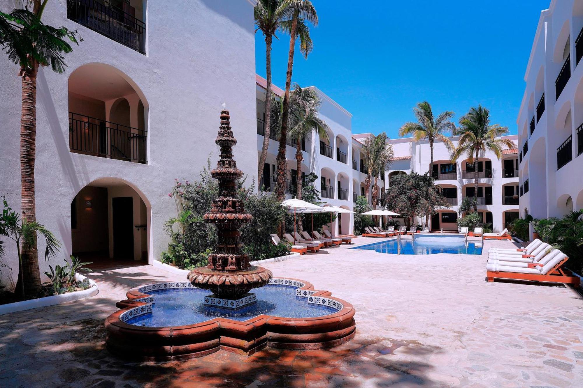 Tropicana Los Cabos, Tapestry Collection By Hilton San José del Cabo Esterno foto